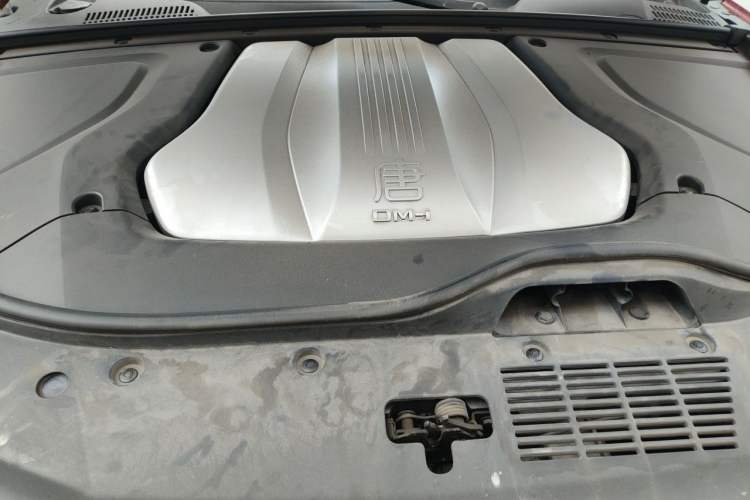 Used BYD Tang New Energy 2021 DM-i 112KM Prestige Model Engine Bay