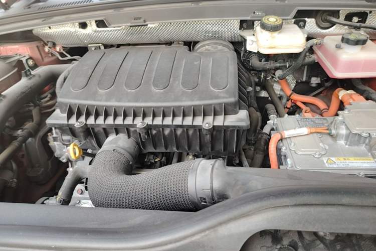 Used BYD Tang New Energy 2021 DM 2.0T Four-Wheel Drive Performance Edition Prestige Model Engine Bay