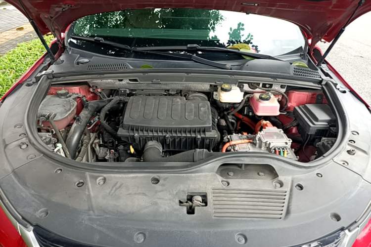 Used BYD Tang New Energy 2021 DM 2.0T Four-Wheel Drive Performance Edition Prestige Model Engine Bay