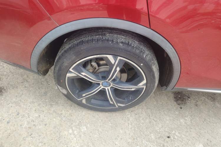 Used BYD Tang New Energy 2021 DM-i 112KM Prestige Model Exterior 5