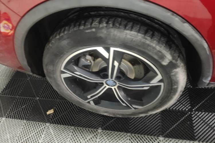 Used BYD Tang New Energy 2021 DM 2.0T Four-Wheel Drive High-Performance Luxury Model Exterior 5