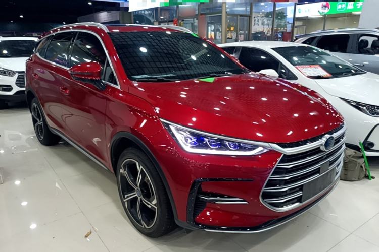 Used BYD Tang New Energy 2021 DM-i 112KM Prestige Model Front Right 45 Deg