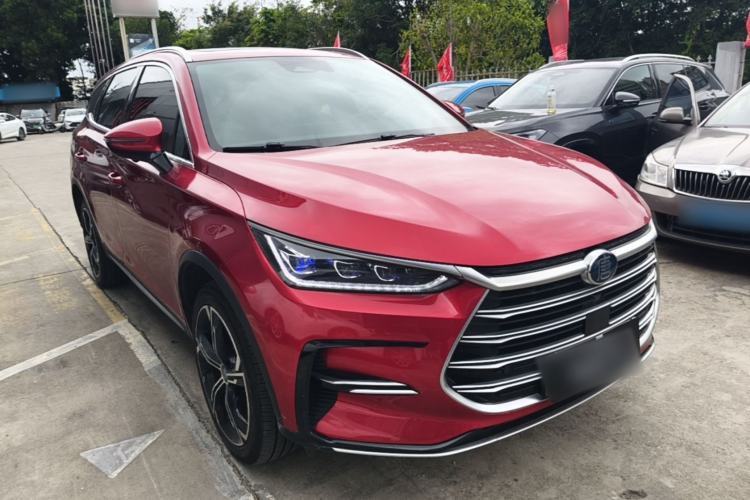 Used BYD Tang New Energy 2021 DM-i 112KM Prestige Model Front Right 45 Deg