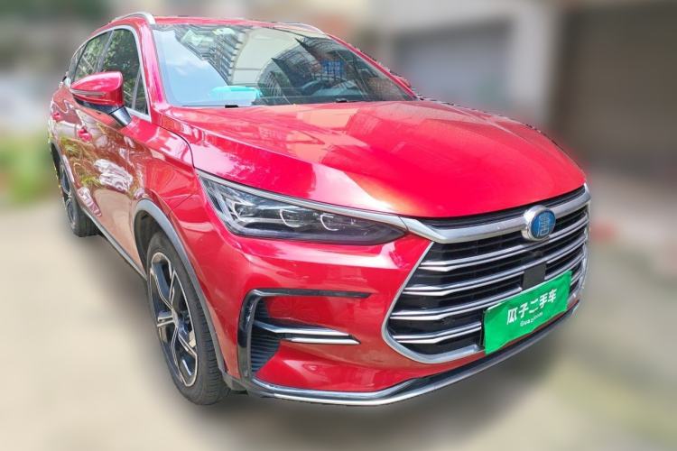 Used BYD Tang New Energy 2021 DM-i 112KM Prestige Model Front Right 45 Deg