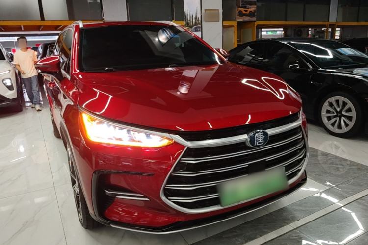 Used BYD Tang New Energy 2021 DM-i 112KM Prestige Model Front Right 45 Deg