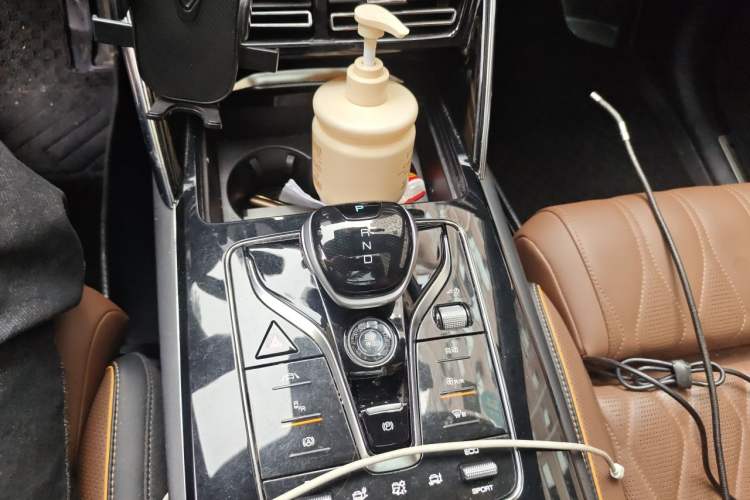 Used BYD Tang New Energy 2021 DM 2.0T Four-Wheel Drive High-Performance Flagship Model Gear Lever