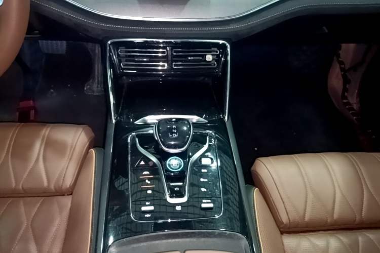 Used BYD Tang New Energy 2021 DM-i 112KM Prestige Model Gear Lever