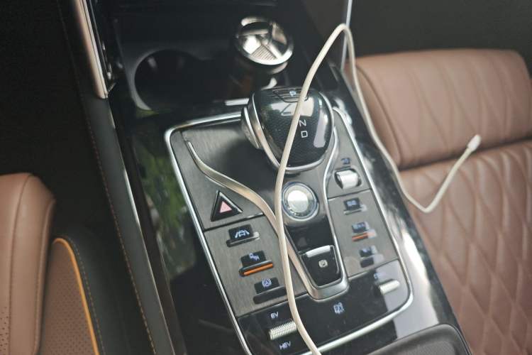 Used BYD Tang New Energy 2021 DM-i 112KM Prestige Model Gear Lever