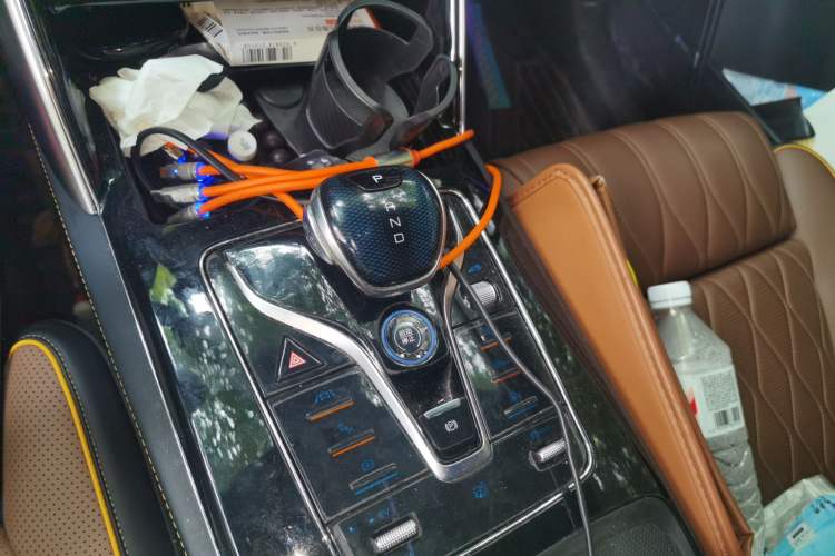 Used BYD Tang New Energy 2021 DM-i 112KM Prestige Model Gear Lever