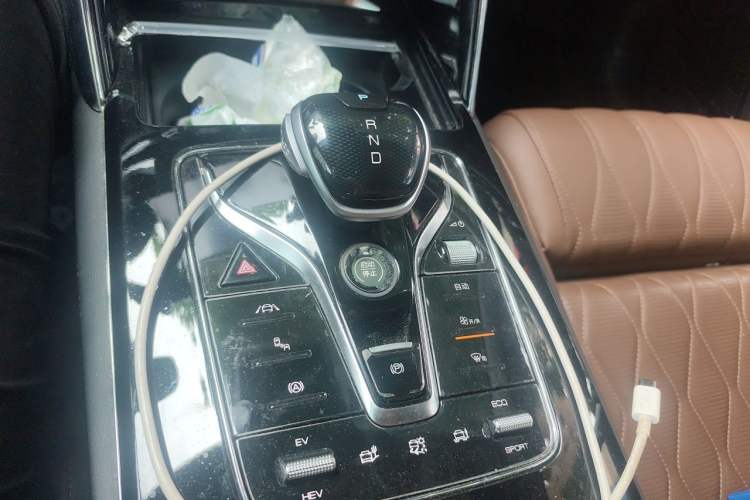 Used BYD Tang New Energy 2021 DM 2.0T Four-Wheel Drive High-Performance Flagship Model Gear Lever