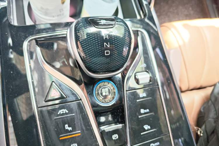 Used BYD Tang New Energy 2021 DM-i 112KM Prestige Model Gear Lever