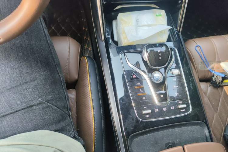Used BYD Tang New Energy 2021 DM 2.0T Four-Wheel Drive High-Performance Flagship Model Gear Lever