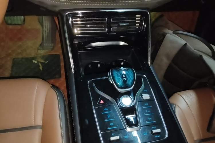 Used BYD Tang New Energy 2021 DM 2.0T Four-Wheel Drive High-Performance Luxury Model Gear Lever