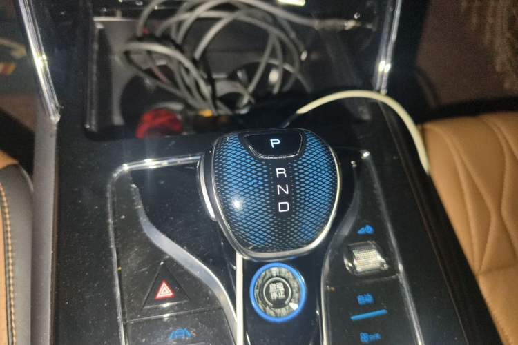 Used BYD Tang New Energy 2021 DM-i 112KM Prestige Model Gear Lever
