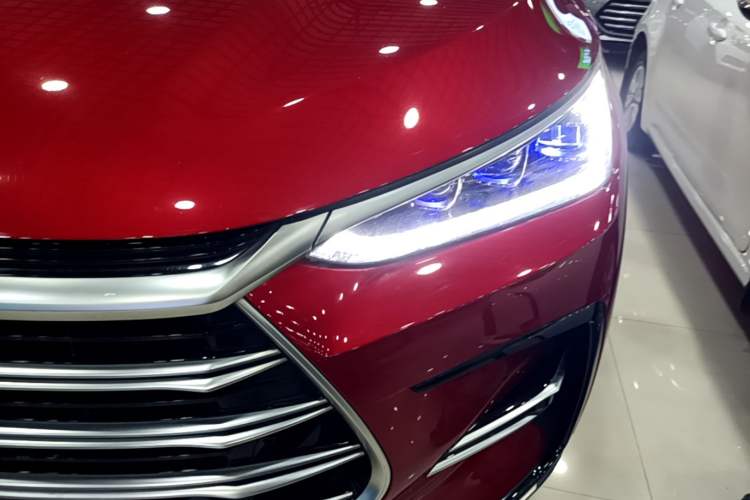 Used BYD Tang New Energy 2021 DM-i 112KM Prestige Model Left Front Headlight