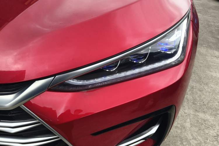 Used BYD Tang New Energy 2021 DM-i 112KM Prestige Model Left Front Headlight