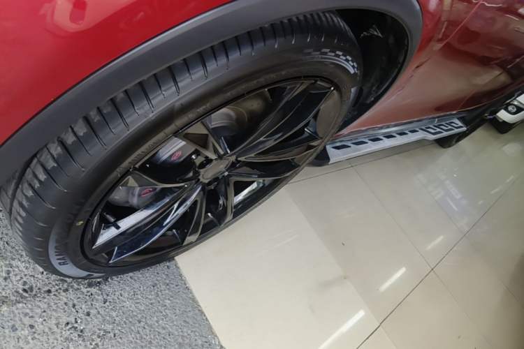 Used BYD Tang New Energy 2021 DM 2.0T Four-Wheel Drive High-Performance Flagship Model Left Front Wheel Hub