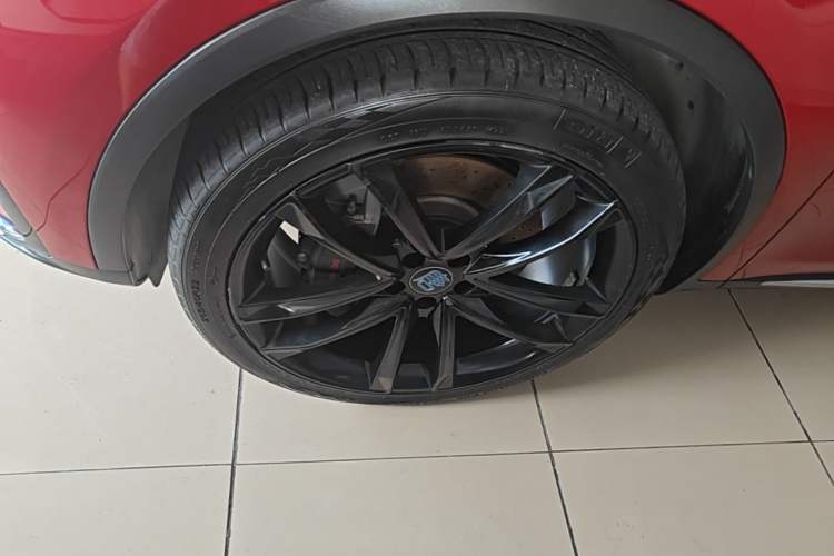 Used BYD Tang New Energy 2021 DM 2.0T Four-Wheel Drive High-Performance Flagship Model Left Front Wheel Hub
