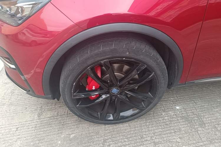 Used BYD Tang New Energy 2021 DM 2.0T Four-Wheel Drive High-Performance Flagship Model Left Front Wheel Hub