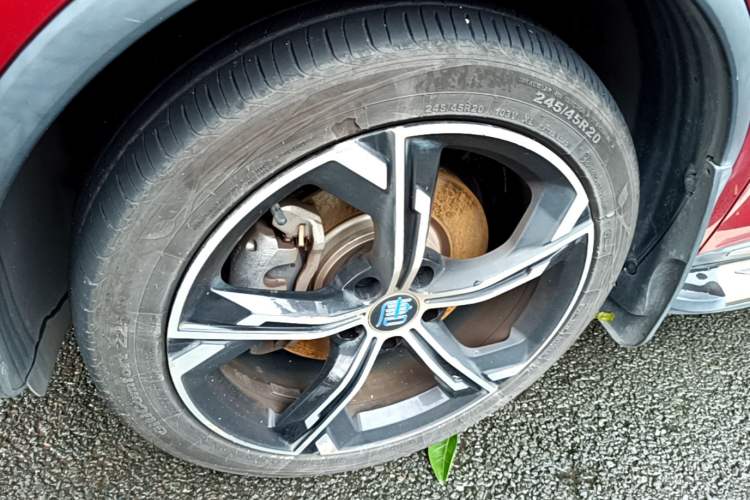 Used BYD Tang New Energy 2021 DM 2.0T Four-Wheel Drive Performance Edition Prestige Model Left Front Wheel Hub