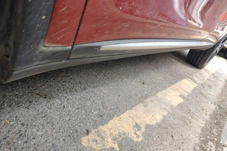 Used BYD Tang New Energy 2021 DM 2.0T Four-Wheel Drive Performance Edition Prestige Model Left Side Sill