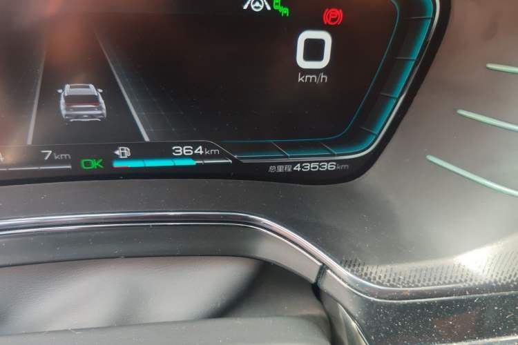 Used BYD Tang New Energy 2021 DM 2.0T Four-Wheel Drive High-Performance Flagship Model Odometer Close Up