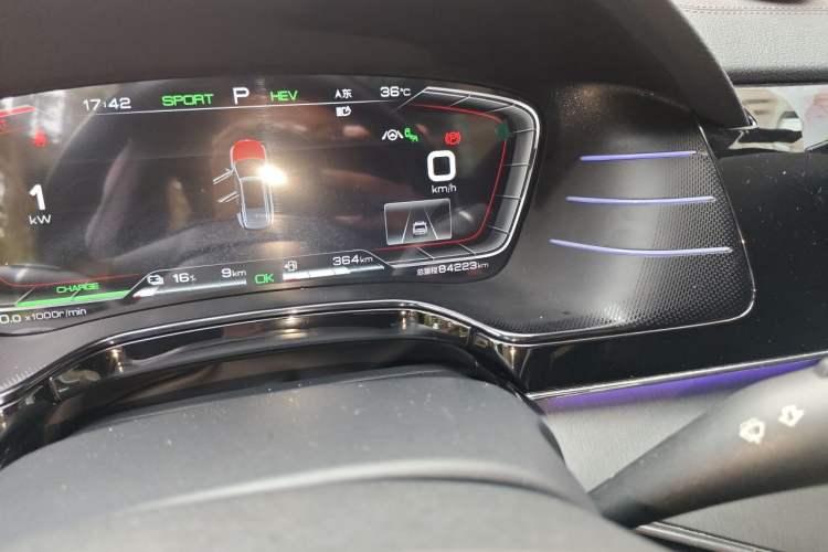 Used BYD Tang New Energy 2021 DM 2.0T Four-Wheel Drive High-Performance Flagship Model Odometer Close Up