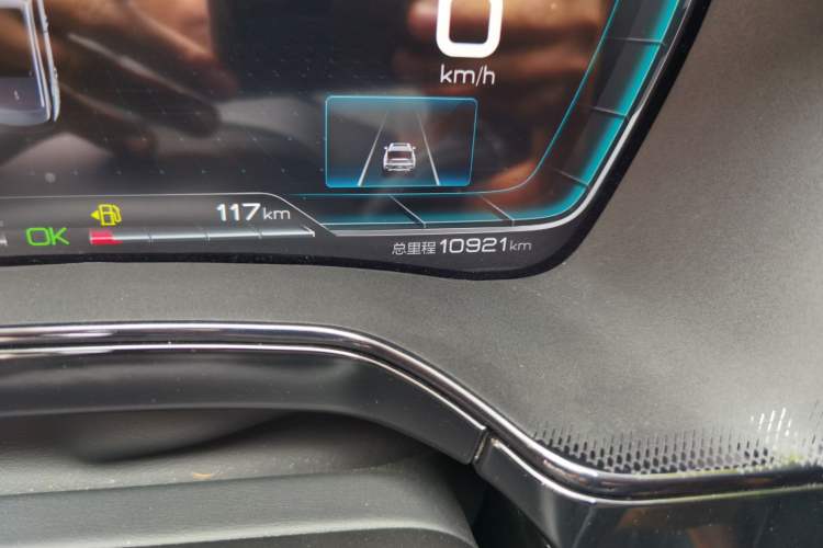 Used BYD Tang New Energy 2021 DM-i 112KM Prestige Model Odometer Close Up