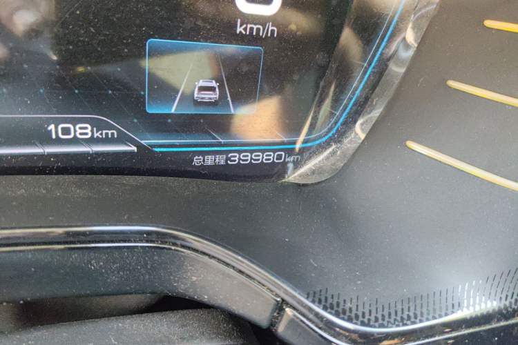 Used BYD Tang New Energy 2021 DM 2.0T Four-Wheel Drive High-Performance Flagship Model Odometer Close Up