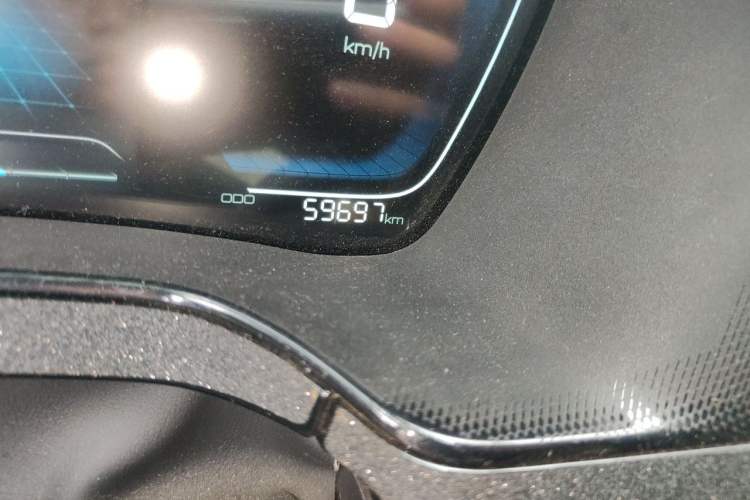 Used BYD Tang New Energy 2021 DM 2.0T Four-Wheel Drive Performance Edition Prestige Model Odometer Close Up