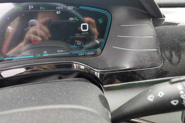 Used BYD Tang New Energy 2021 DM 2.0T Four-Wheel Drive High-Performance Flagship Model Odometer Close Up