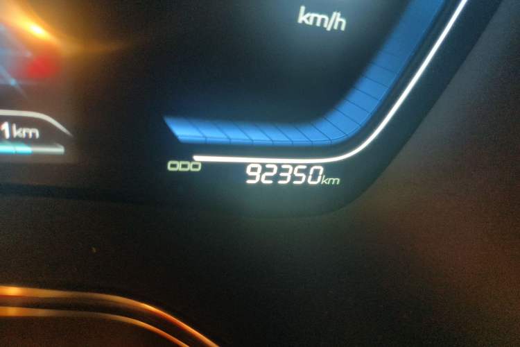 Used BYD Tang New Energy 2021 DM-i 112KM Prestige Model Odometer Close Up
