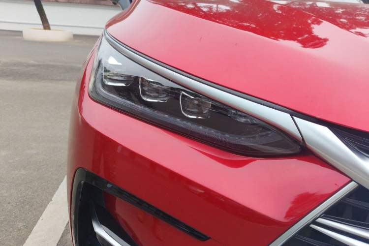 Used BYD Tang New Energy 2021 DM 2.0T Four-Wheel Drive High-Performance Luxury Model Right Front Headlight