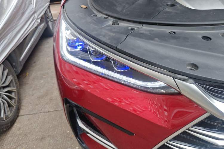 Used BYD Tang New Energy 2021 DM 2.0T Four-Wheel Drive High-Performance Flagship Model Right Front Headlight