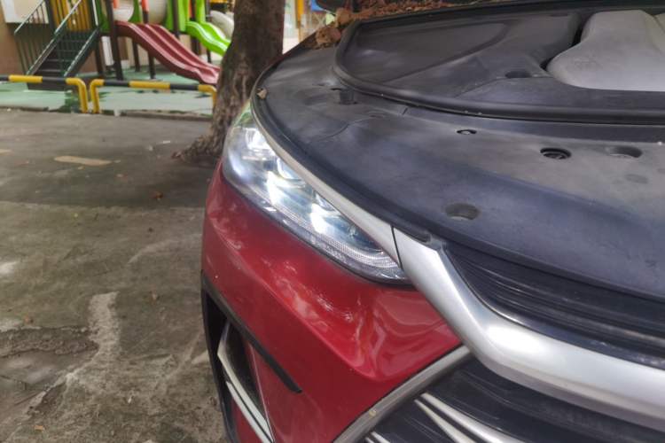 Used BYD Tang New Energy 2021 DM-i 112KM Prestige Model Right Front Headlight