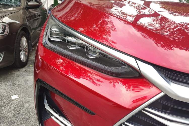 Used BYD Tang New Energy 2021 DM 2.0T Four-Wheel Drive Performance Edition Prestige Model Right Front Headlight