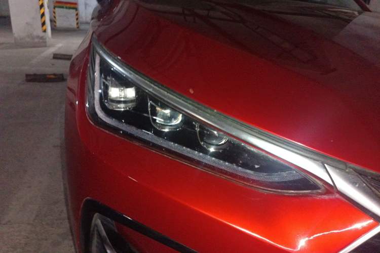 Used BYD Tang New Energy 2021 DM-i 112KM Prestige Model Right Front Headlight