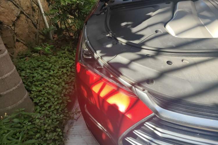 Used BYD Tang New Energy 2021 DM-i 112KM Prestige Model Right Front Headlight
