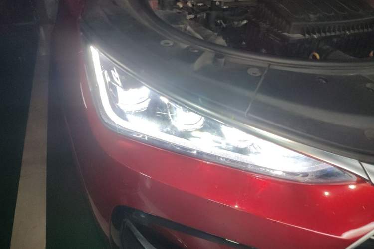 Used BYD Tang New Energy 2021 DM 2.0T Four-Wheel Drive Performance Edition Prestige Model Right Front Headlight
