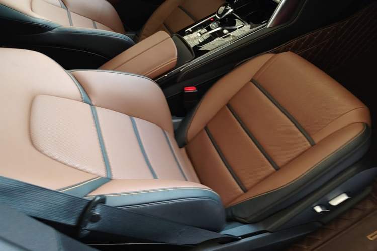 Used BYD Tang New Energy 2021 DM 2.0T Four-Wheel Drive Performance Edition Prestige Model Right Front Seat