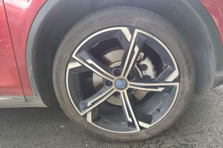 Used BYD Tang New Energy 2021 DM-i 112KM Prestige Model Right Front Wheel Hub