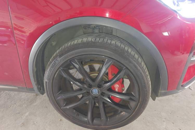 Used BYD Tang New Energy 2021 DM 2.0T Four-Wheel Drive High-Performance Flagship Model Right Front Wheel Hub