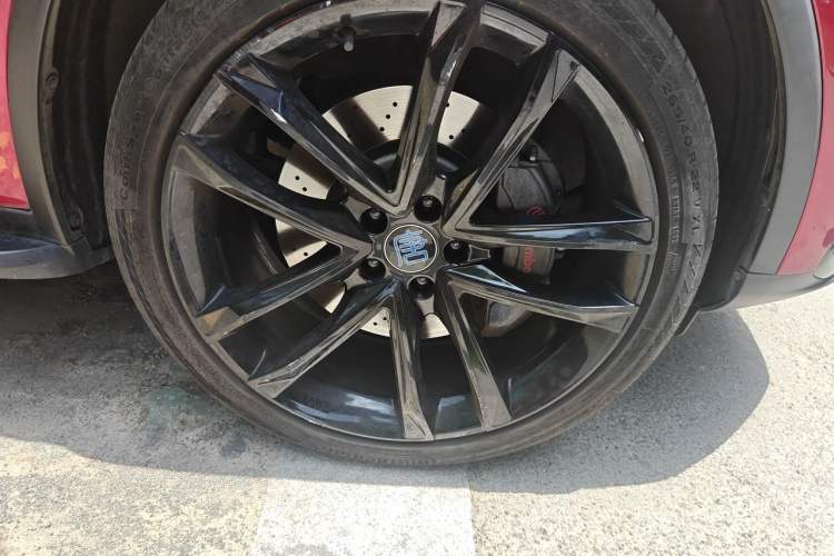Used BYD Tang New Energy 2021 DM 2.0T Four-Wheel Drive High-Performance Flagship Model Right Front Wheel Hub