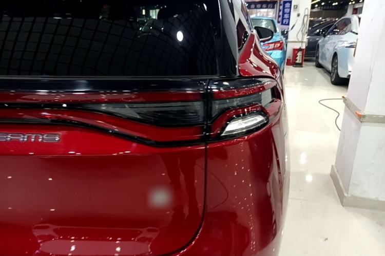 Used BYD Tang New Energy 2021 DM-i 112KM Prestige Model Right Rear Taillight