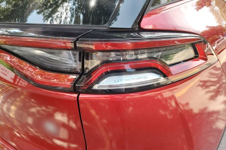 Used BYD Tang New Energy 2021 DM 2.0T Four-Wheel Drive Performance Edition Prestige Model Right Rear Taillight