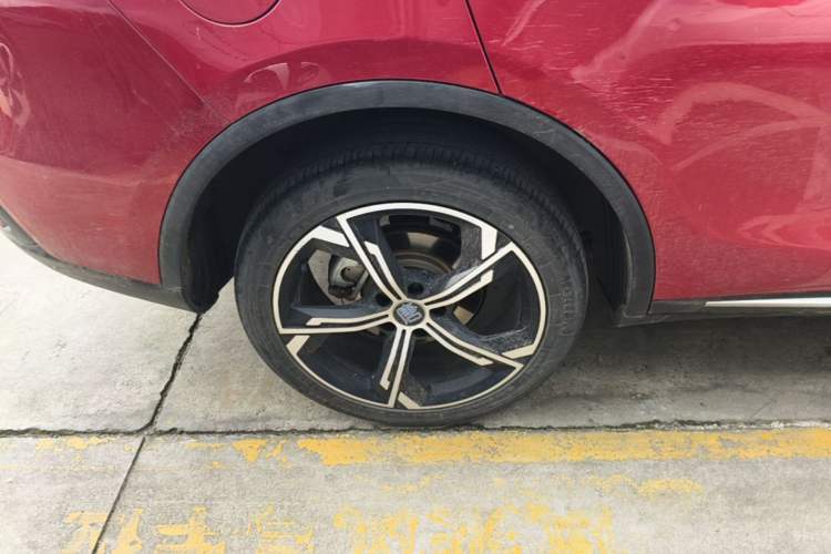 Used BYD Tang New Energy 2021 DM-i 112KM Prestige Model Right Rear Wheel Hub