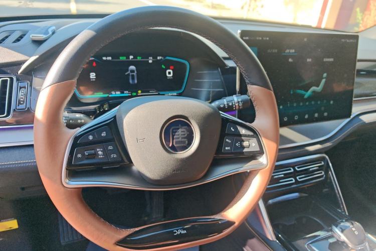 Used BYD Tang New Energy 2021 DM 2.0T Four-Wheel Drive High-Performance Flagship Model Steering Wheel