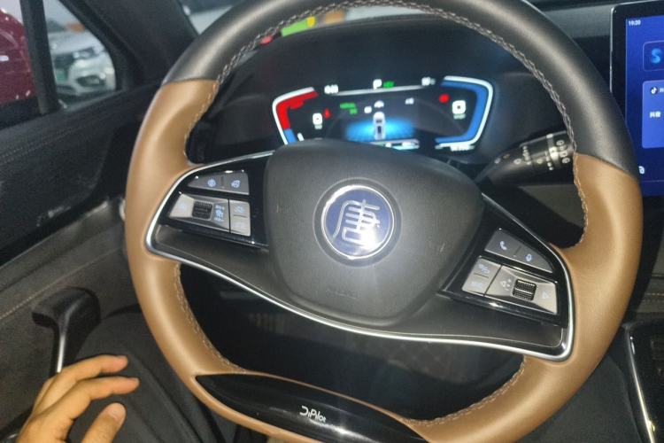 Used BYD Tang New Energy 2021 DM-i 112KM Prestige Model Steering Wheel