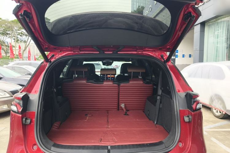 Used BYD Tang New Energy 2021 DM-i 112KM Prestige Model Trunk