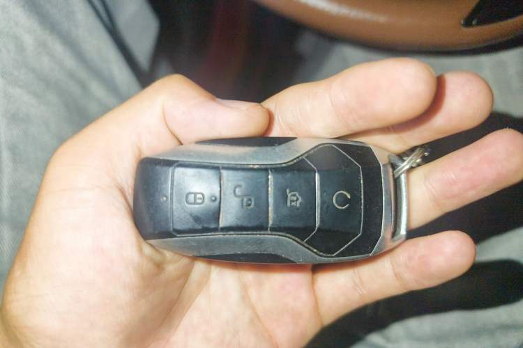 Used BYD Tang New Energy 2021 DM 2.0T Four-Wheel Drive High-Performance Flagship Model Vehicle Key